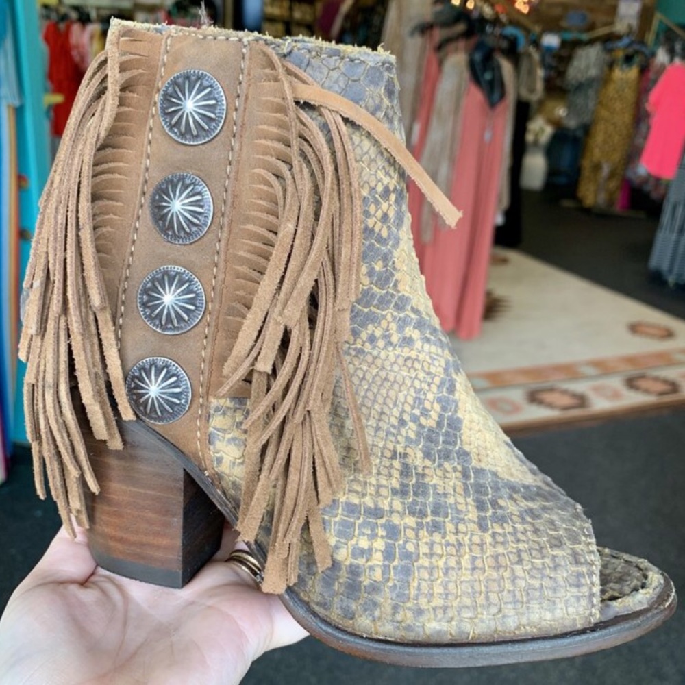 BNWT LIBERTY BLACK PYTHON BOOTIES!